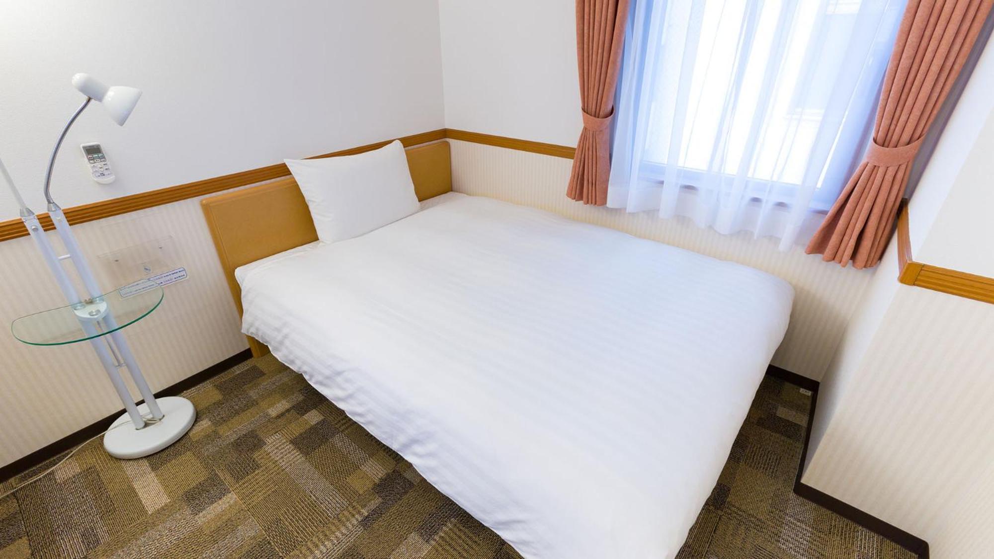 Toyoko Inn Okinawa Naha Kokusai-Dori Miebashi-Eki Room photo